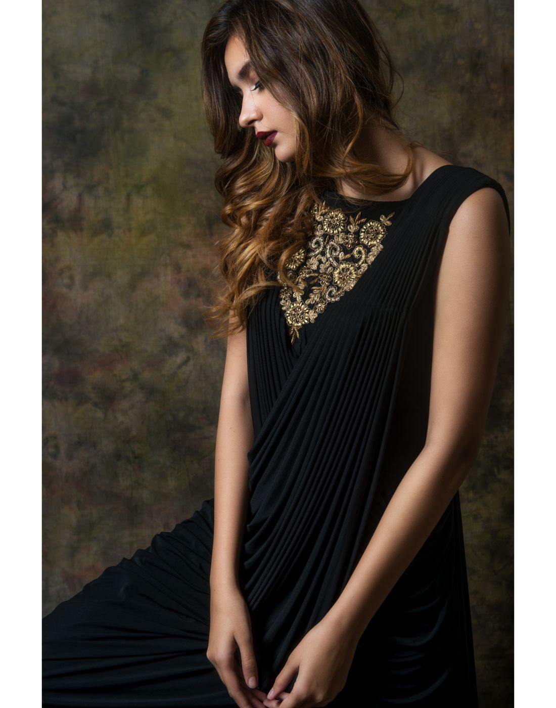 Black Velvet Gold Designer Embroidered Henna Party Wear Bridal Dress –  Sultan Dress